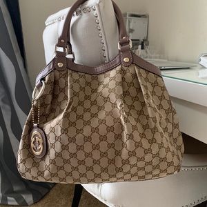 SOLD!!!Gucci Sukey medium bag